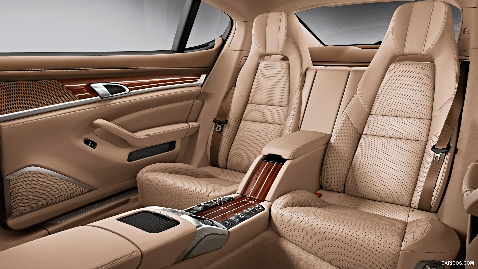 Porsche Panamera interior